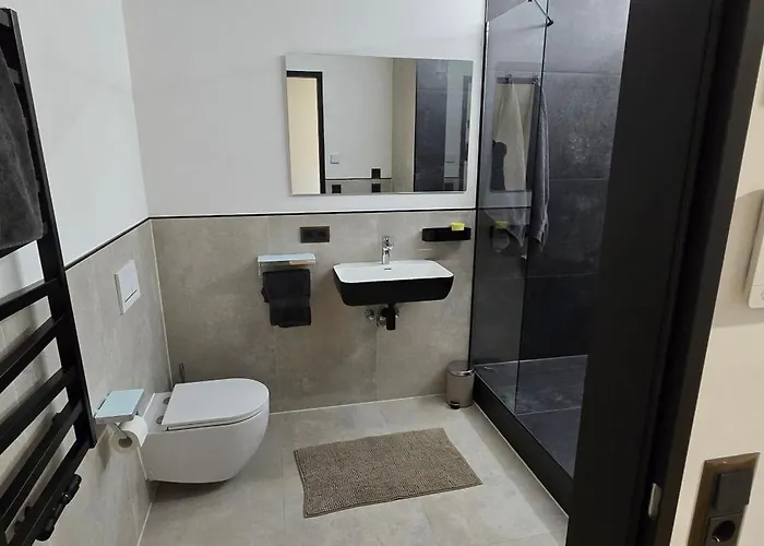 Room16-ulm Apartman *